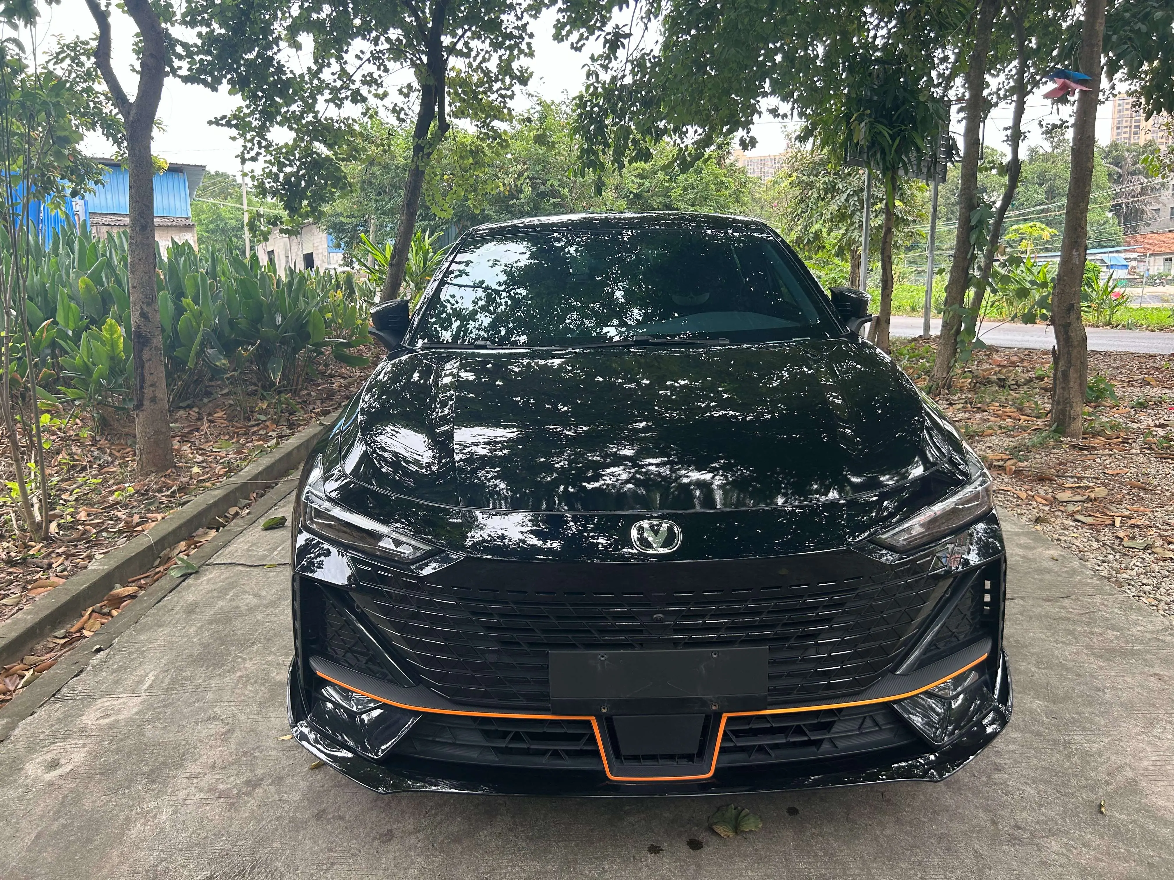 Changan UNI-V  из Китая