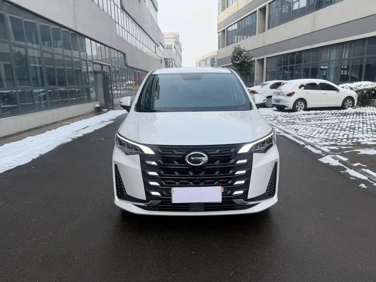 GAC Trumpchi M6  из Китая