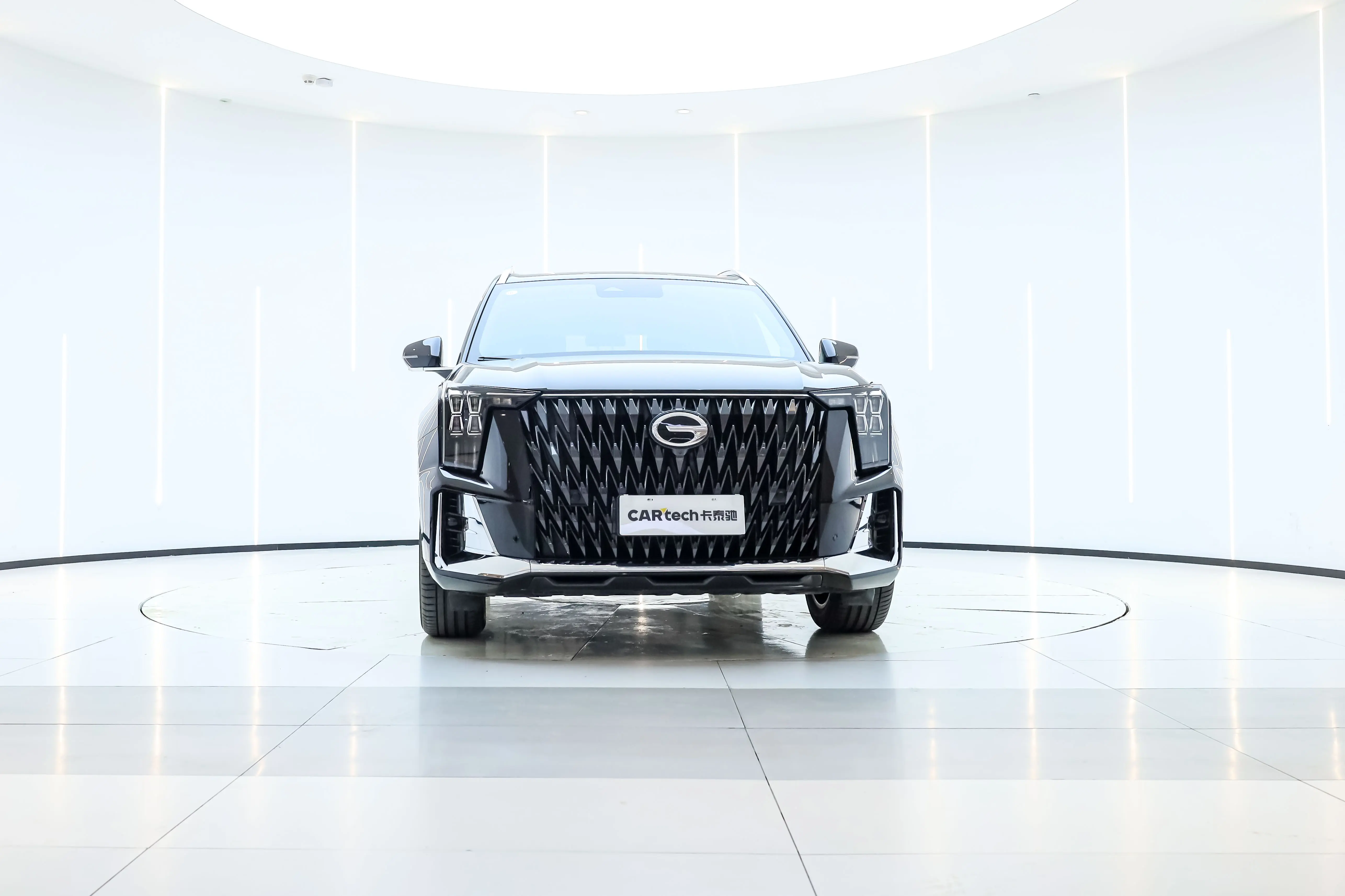 GAC Trumpchi GS8  из Китая