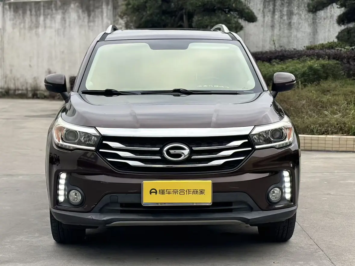 GAC Trumpchi GS4  из Китая