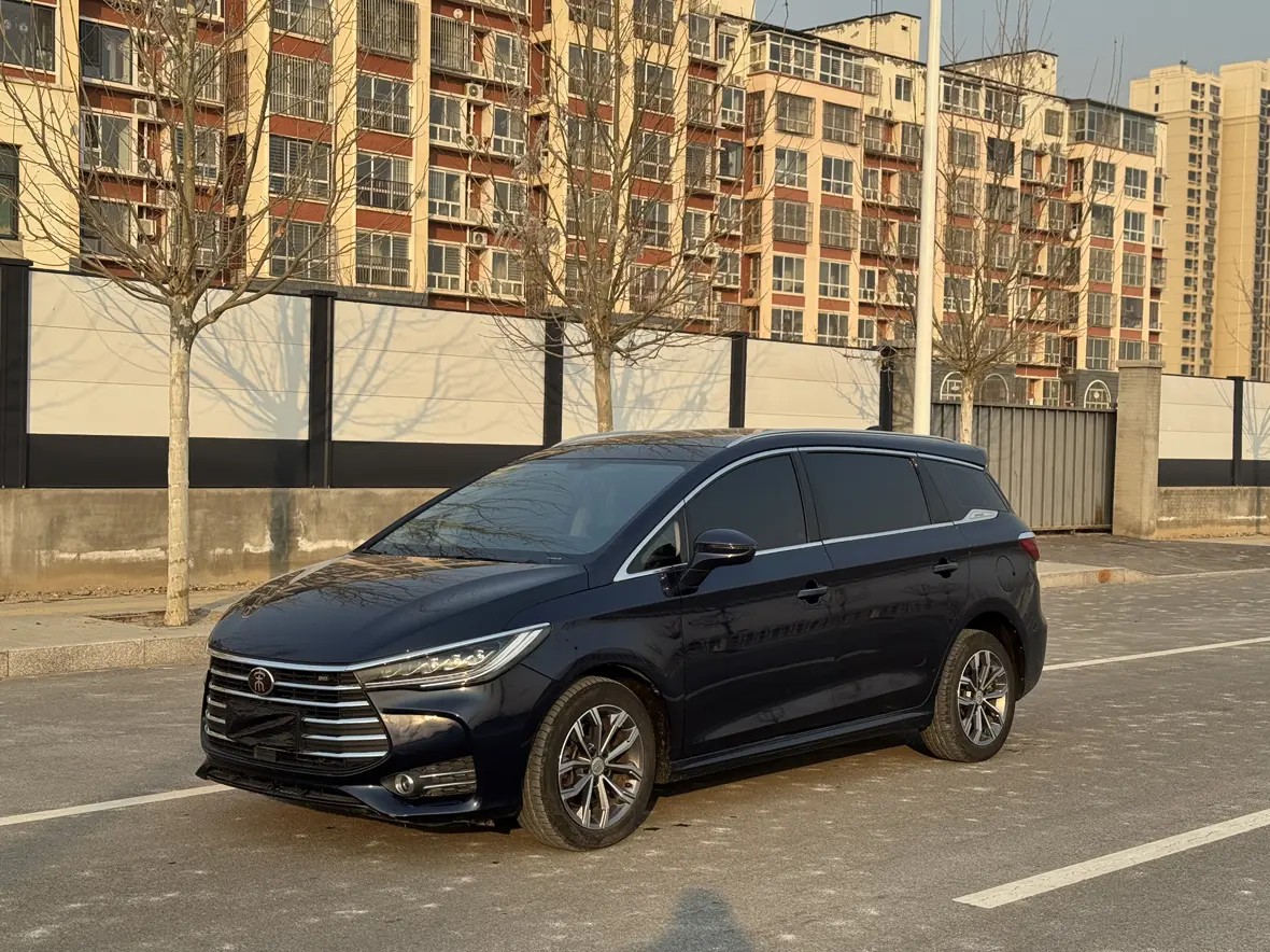 BYD Song MAX  из Китая