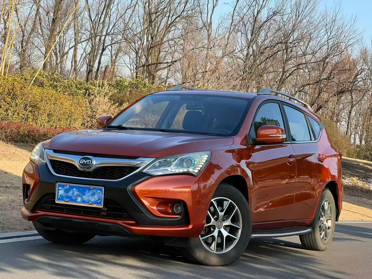 BYD Song  из Китая