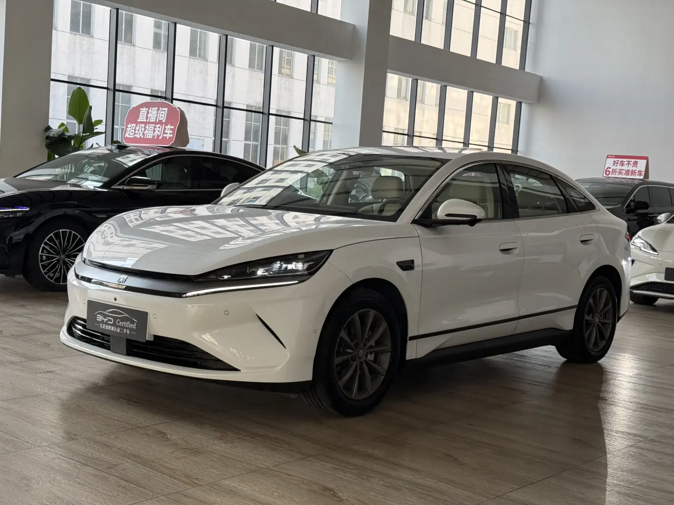 BYD Qin L EV  из Китая