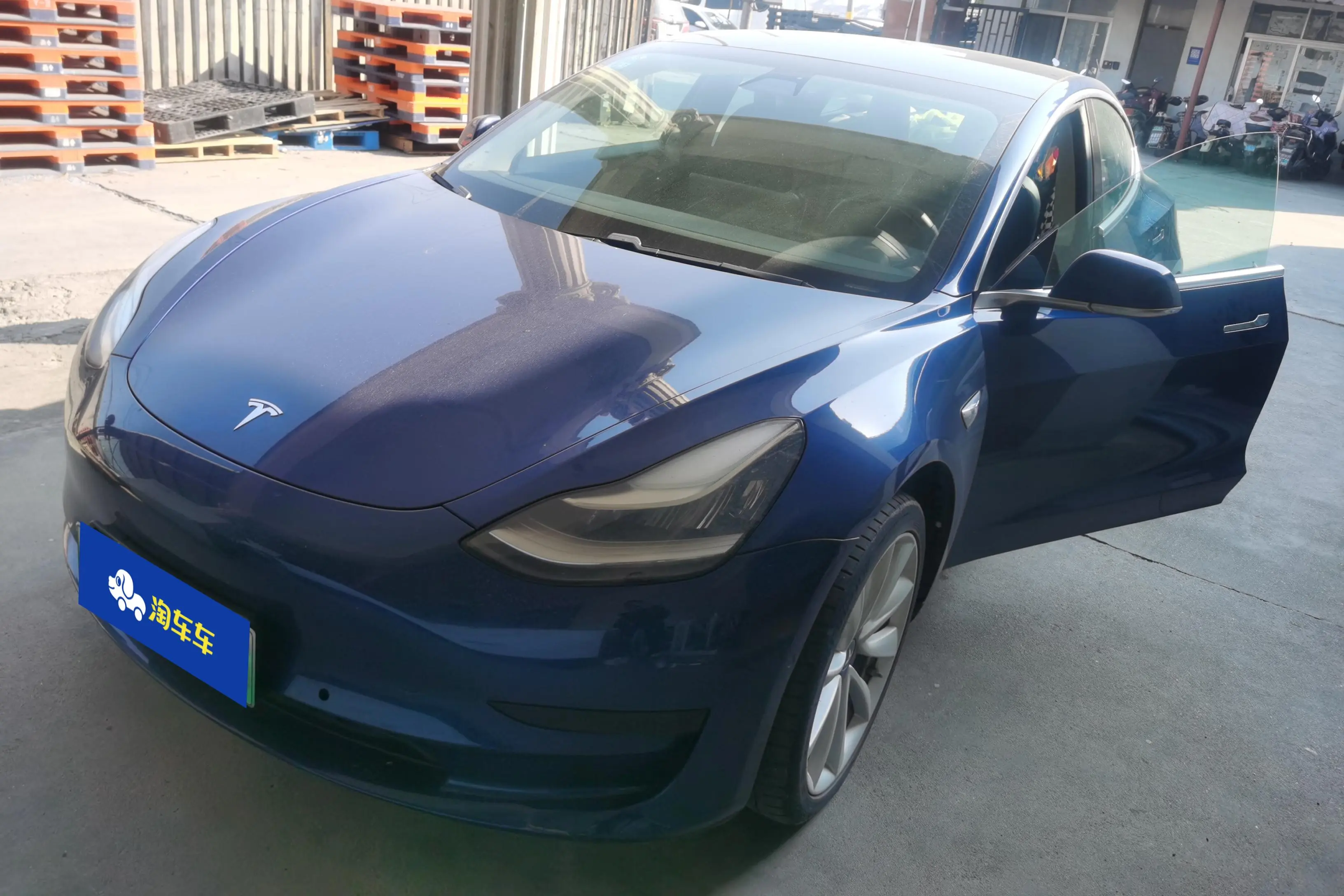 Tesla Model 3  из Китая