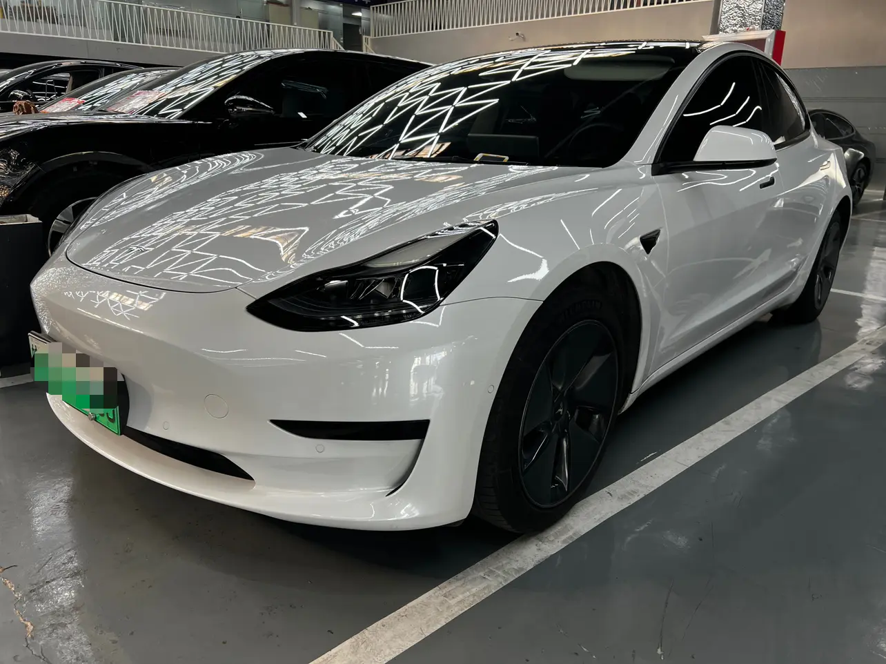 Tesla Model 3  из Китая