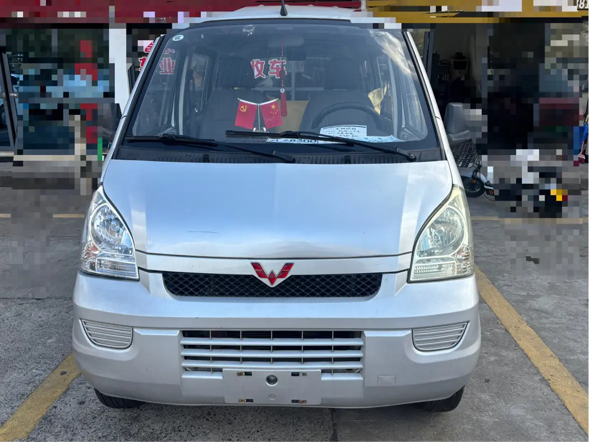 Wuling Rongguang  из Китая