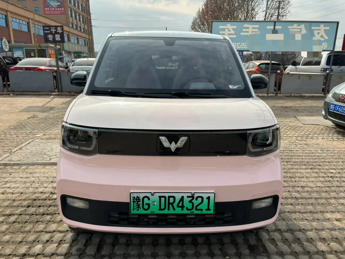 Wuling Hongguang MINIEV  из Китая