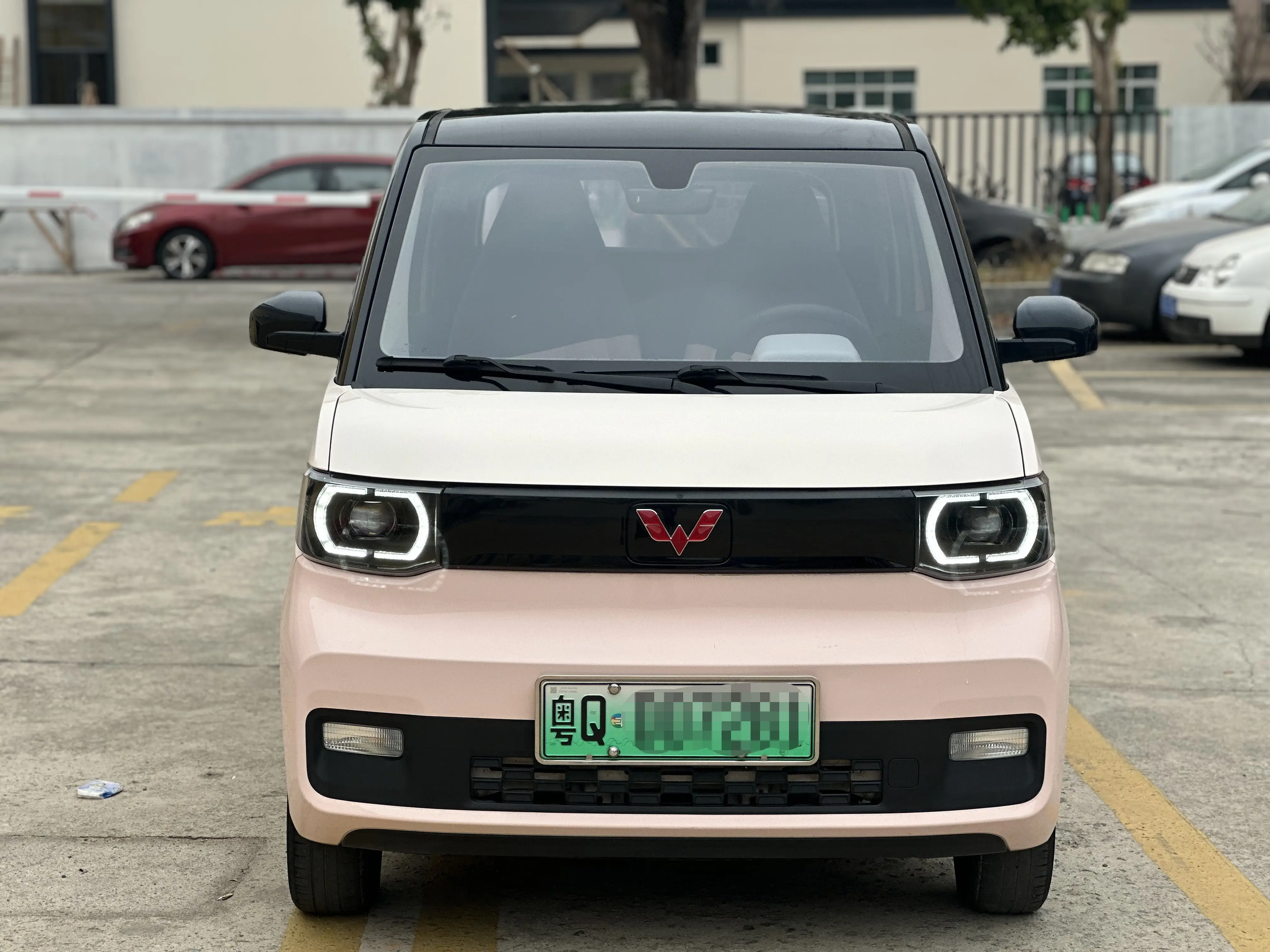 Wuling Hongguang MINIEV  из Китая
