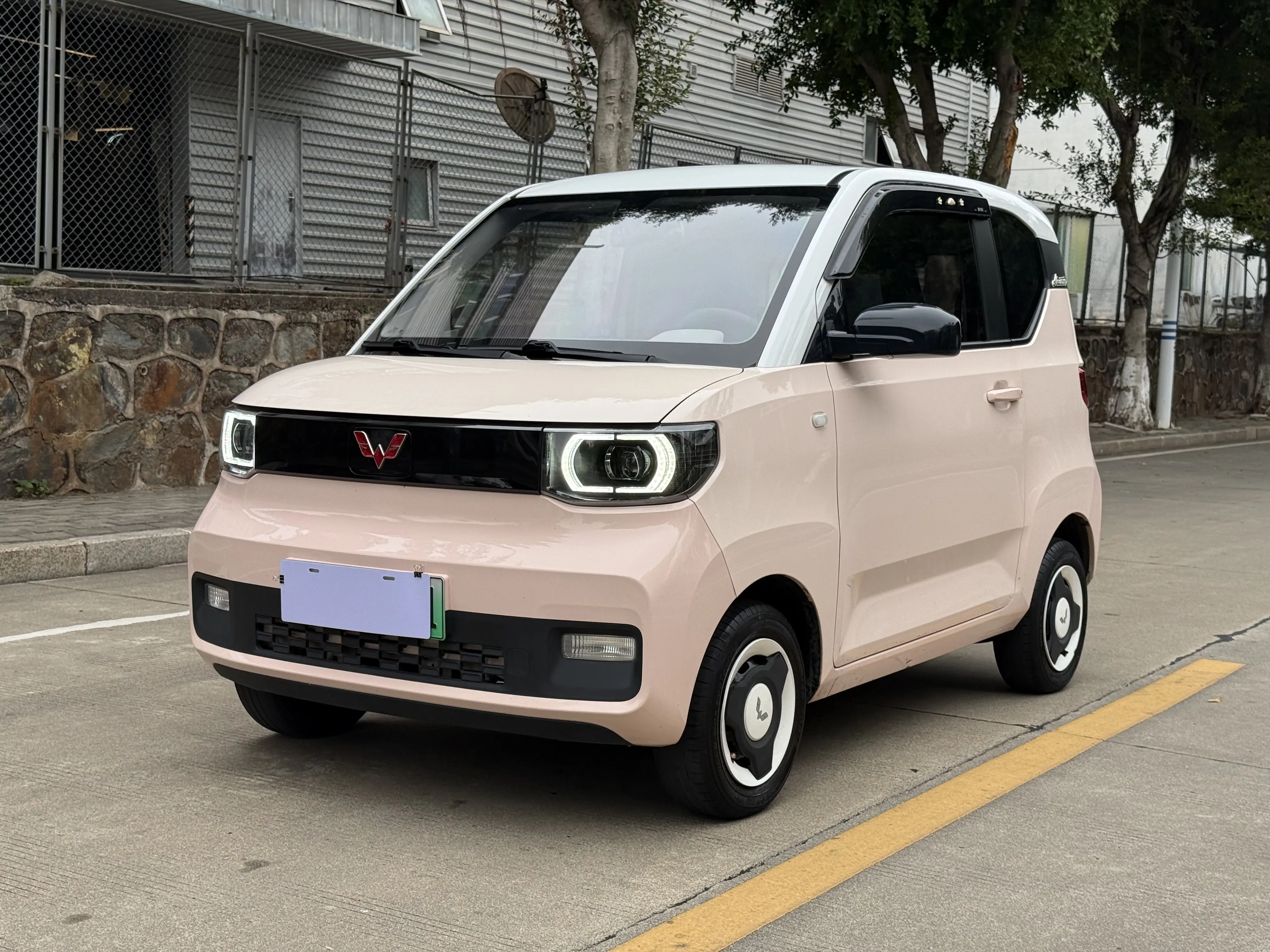 Wuling Hongguang MINIEV  из Китая