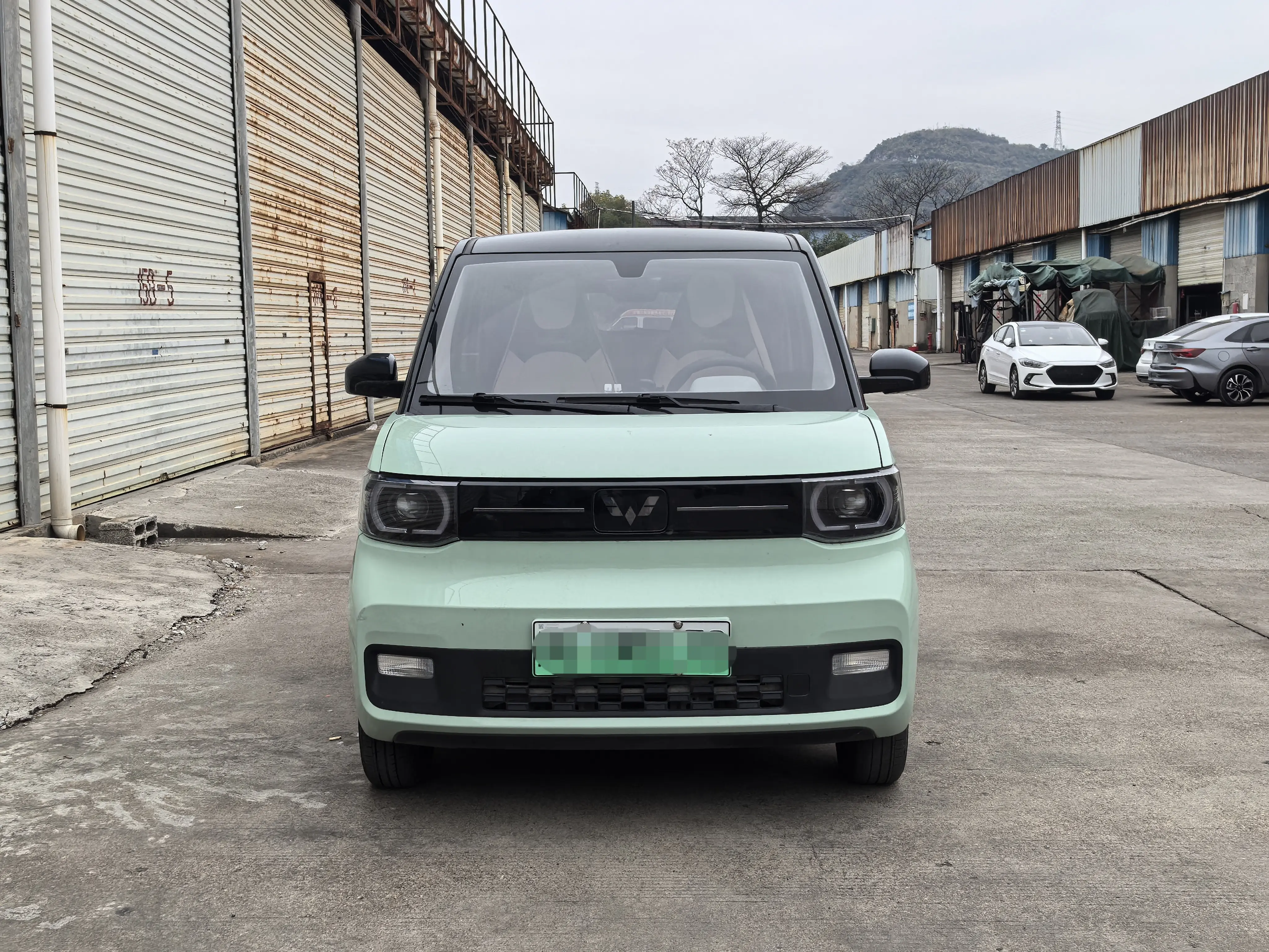 Wuling Hongguang MINIEV  из Китая