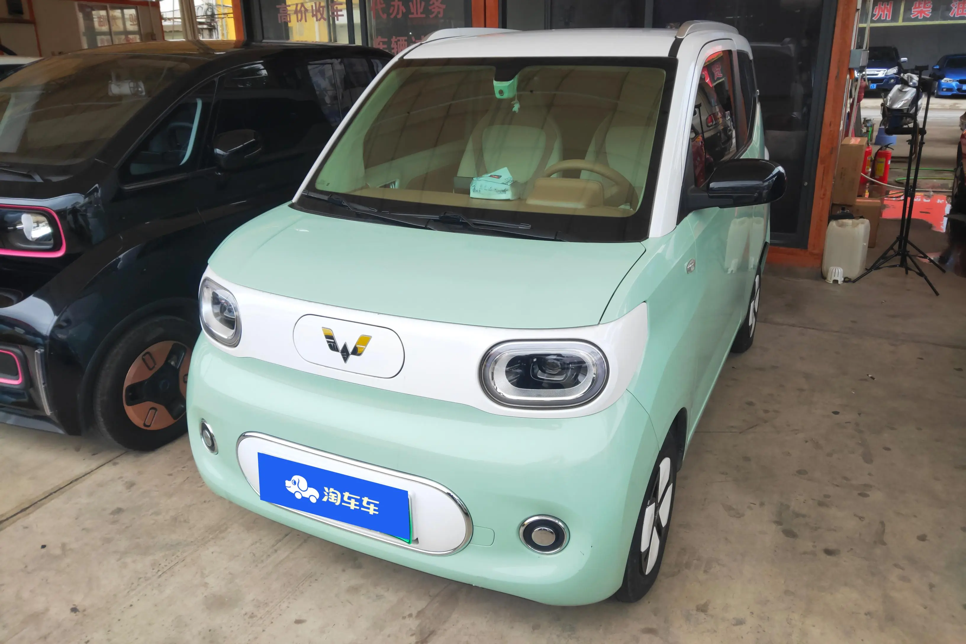 Wuling Hongguang MINIEV  из Китая