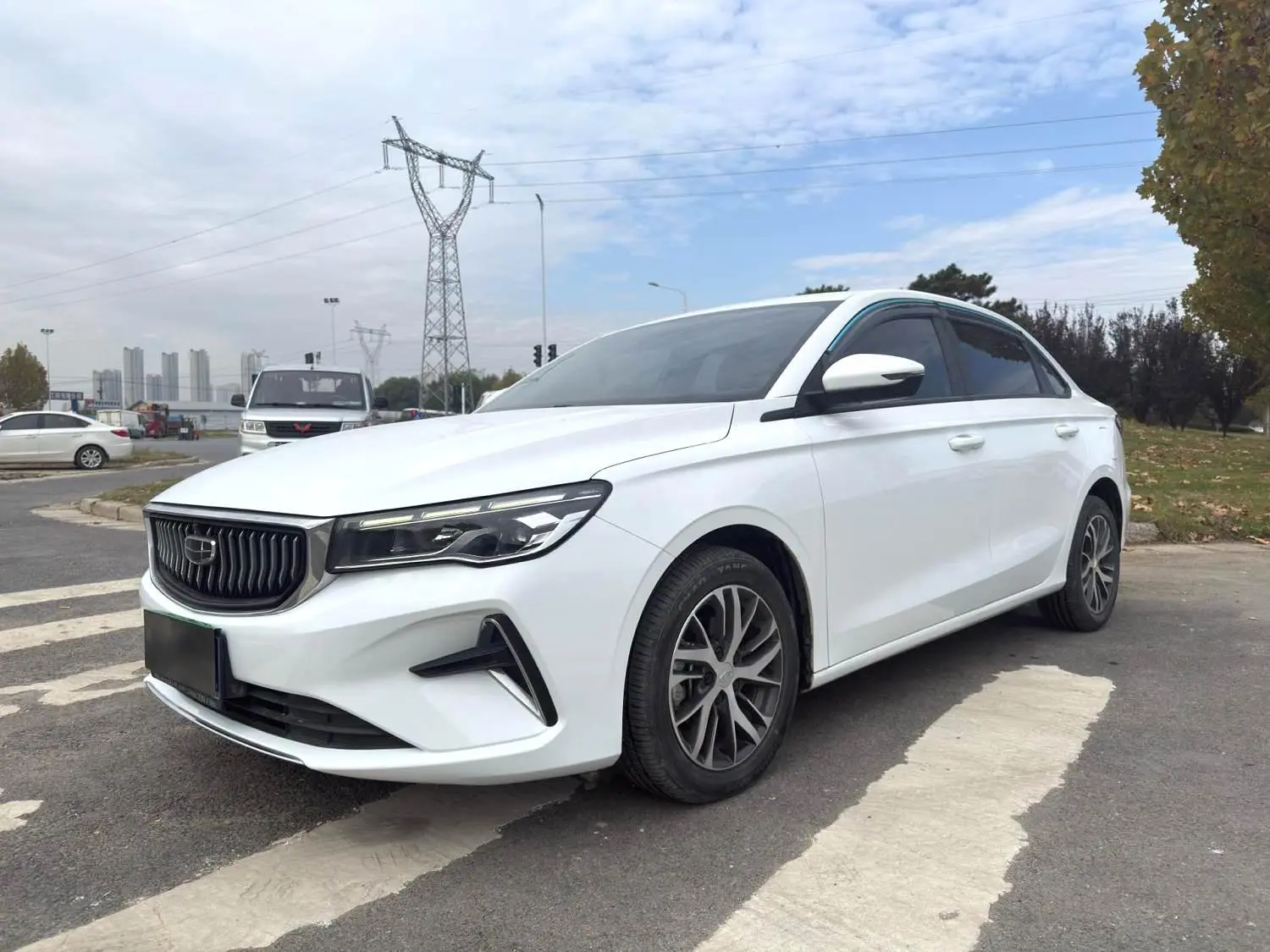 Geely Emgrand  из Китая