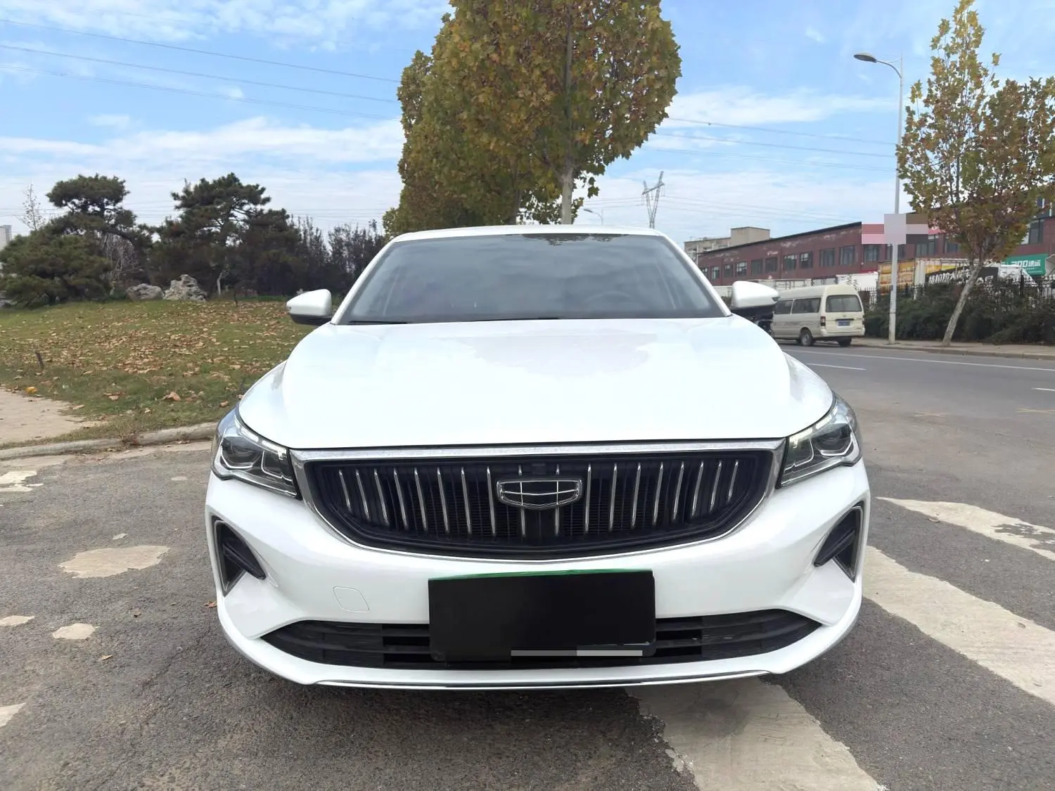 Geely Emgrand  из Китая