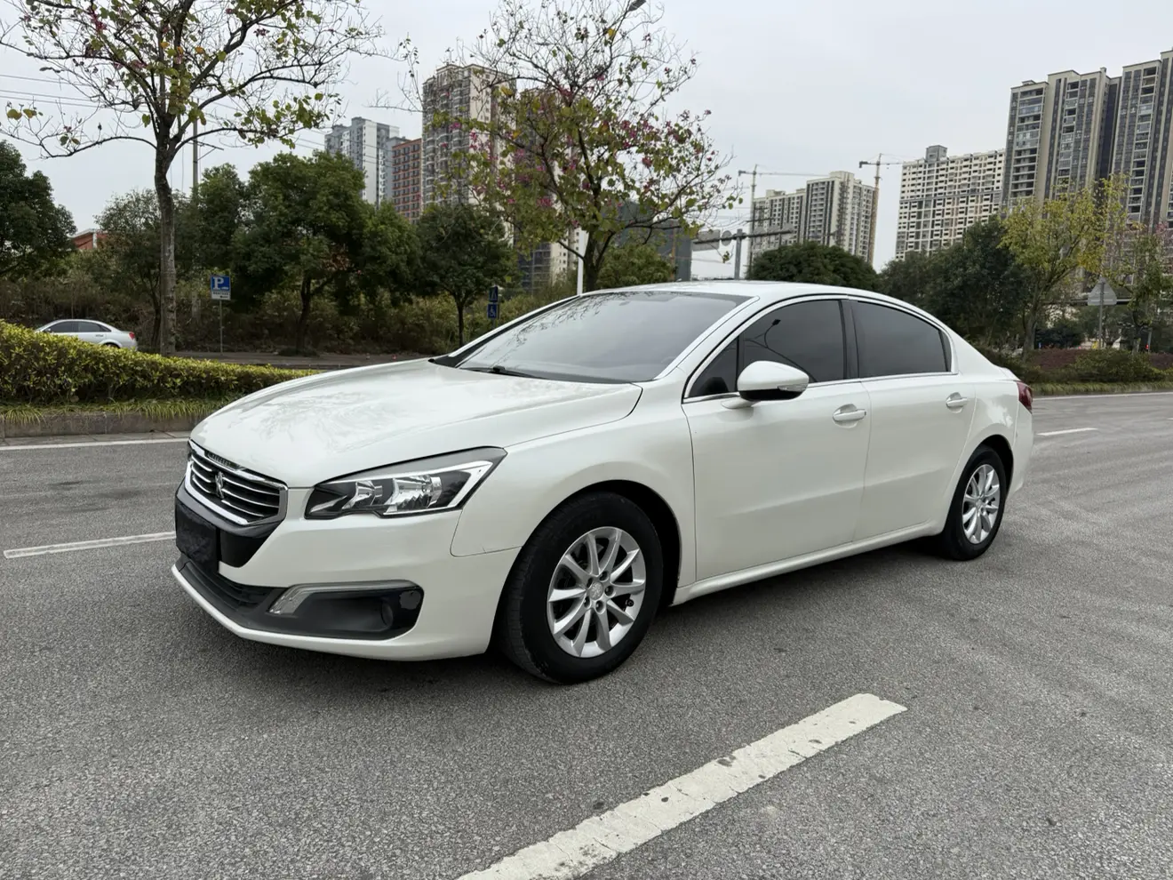 Peugeot 508  из Китая