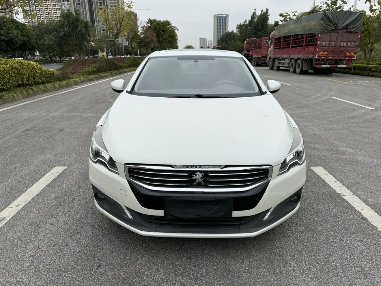 Peugeot 508  из Китая