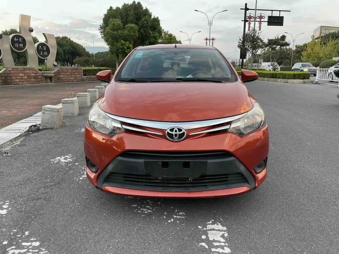 Toyota Vios  из Китая