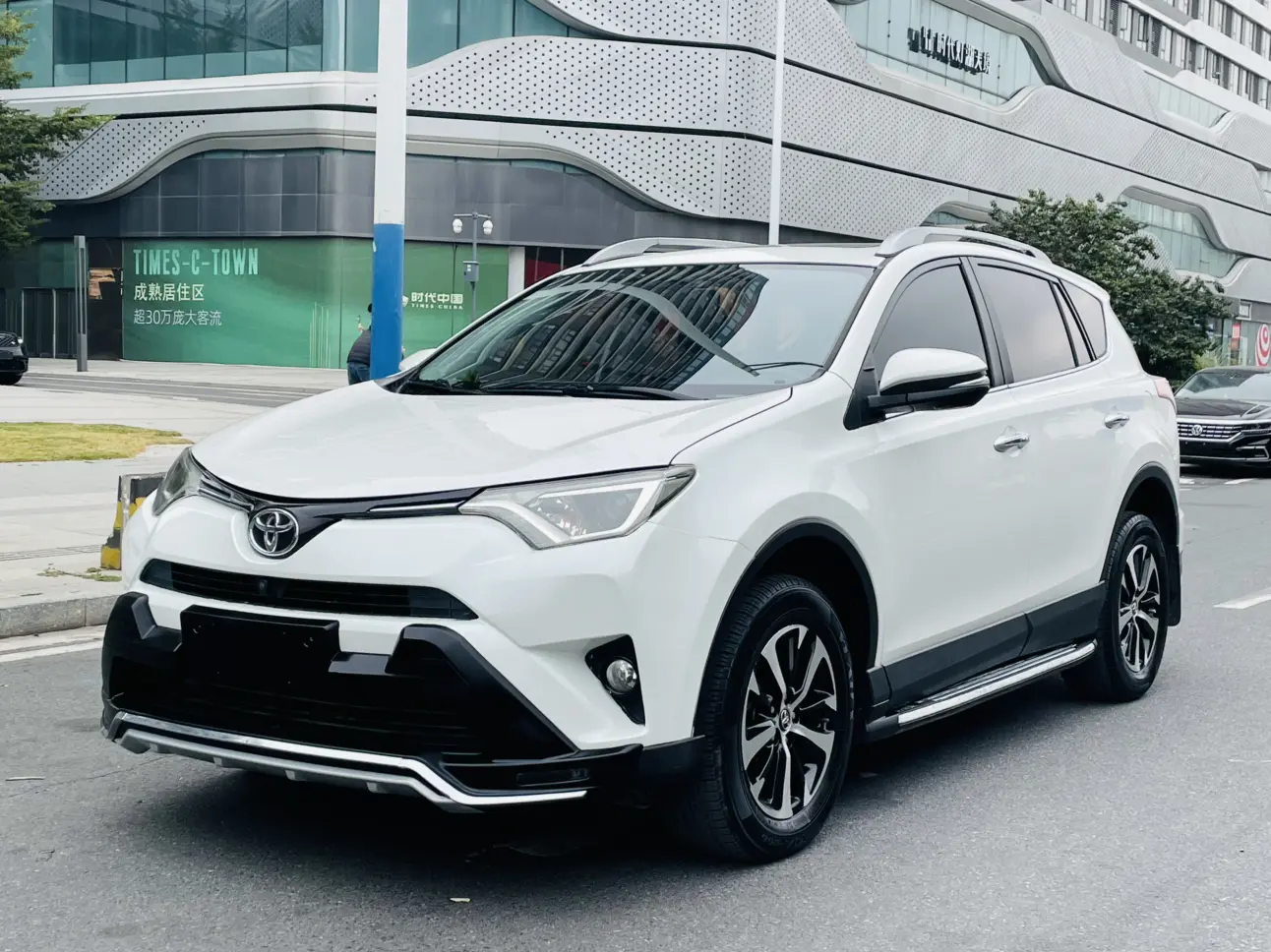 Toyota RAV4  из Китая
