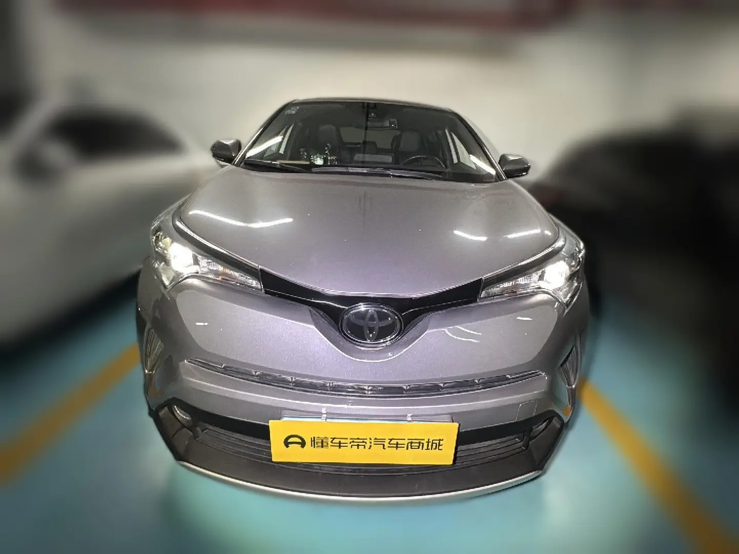 Toyota C-HR Hybrid (Yize IZOA)  из Китая