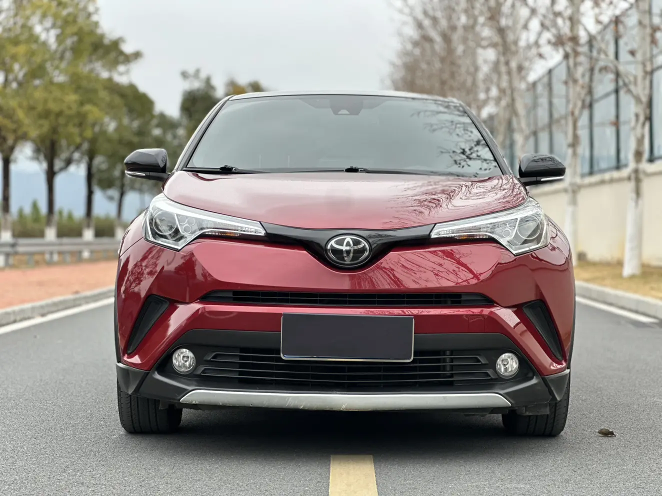 Toyota C-HR Hybrid (Yize IZOA)  из Китая