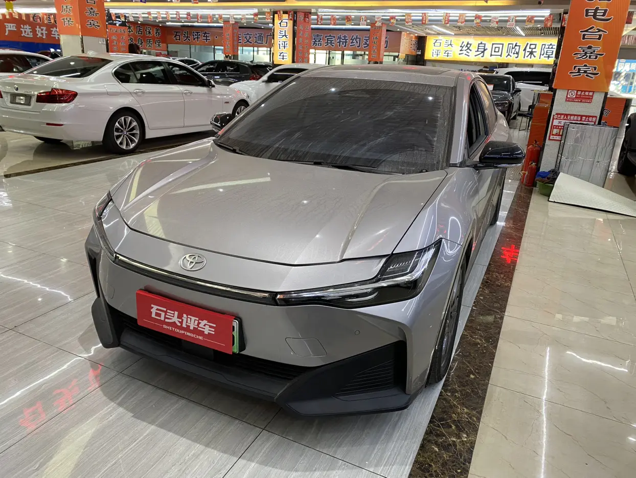 Toyota bZ3  из Китая