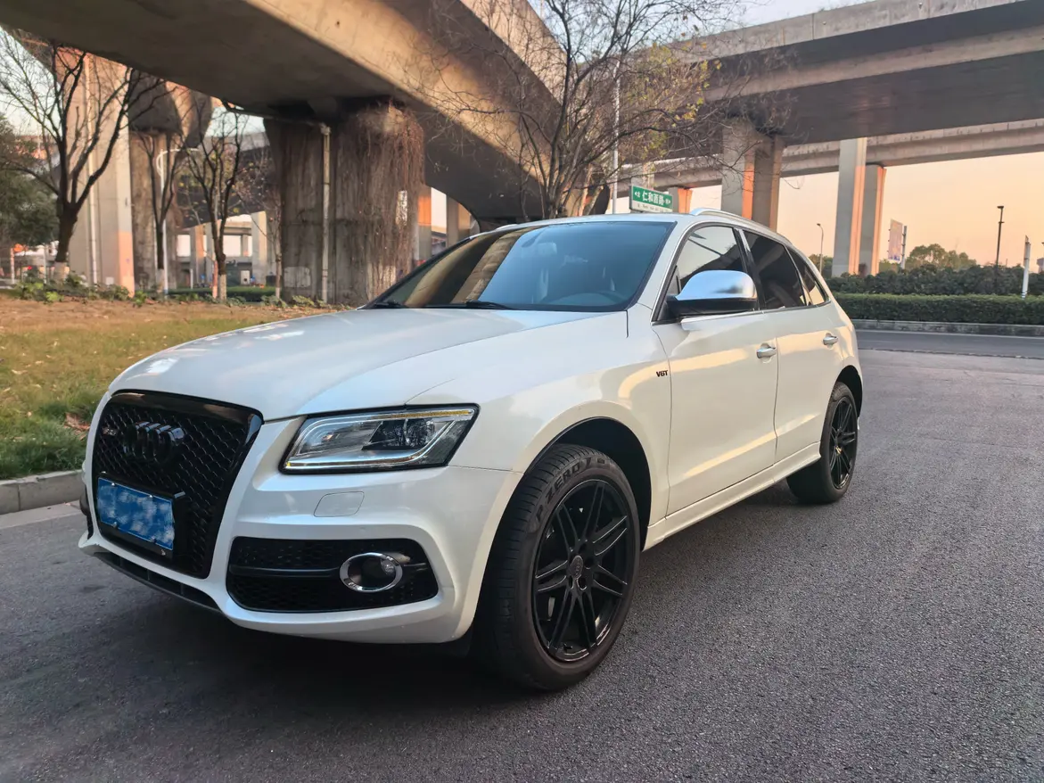 Audi Q5  из Китая