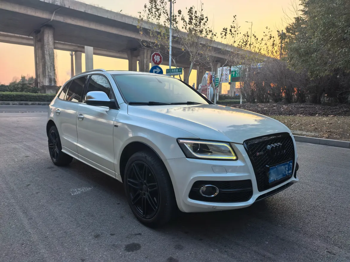 Audi Q5  из Китая