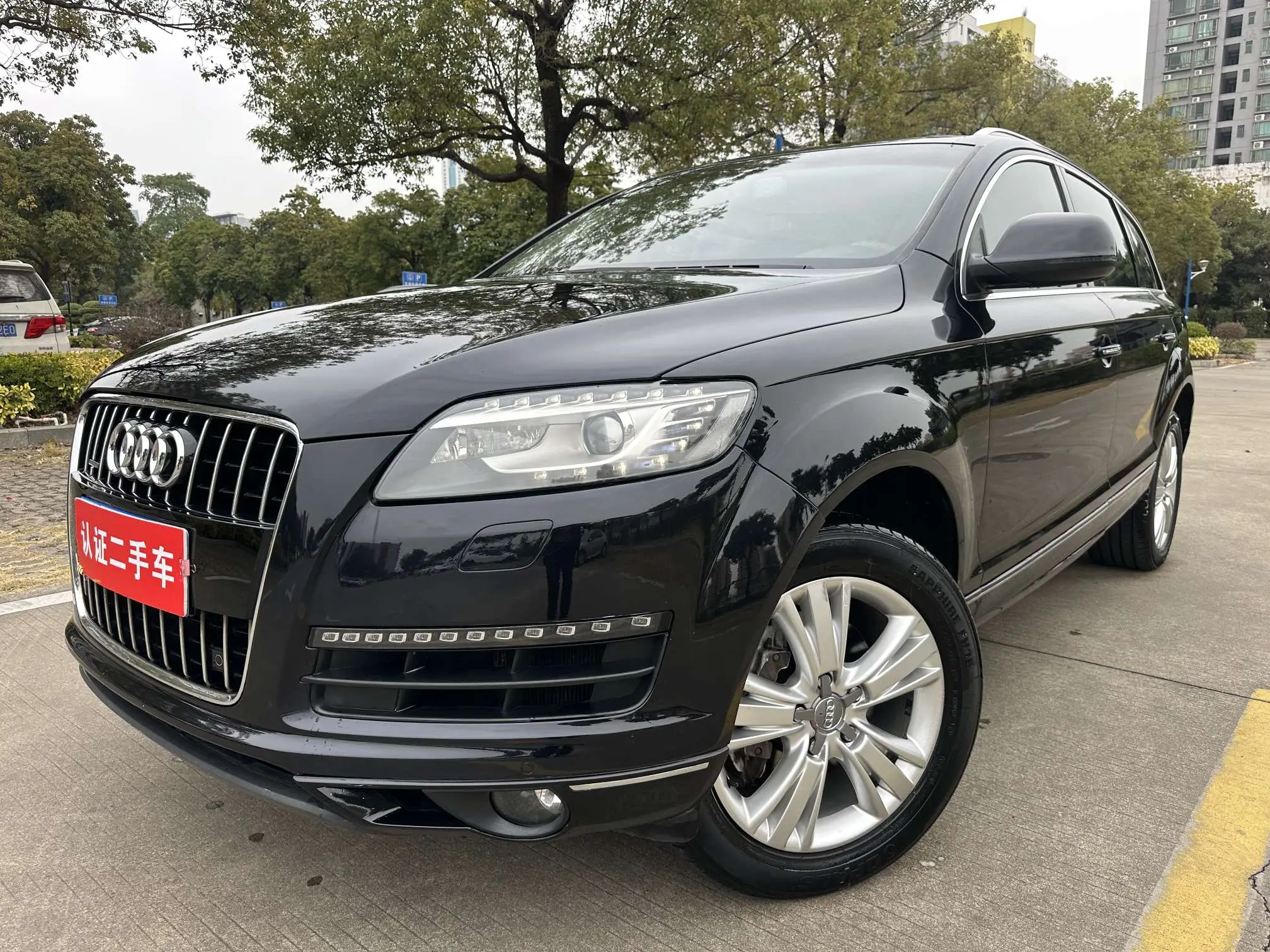 Audi Q7  из Китая