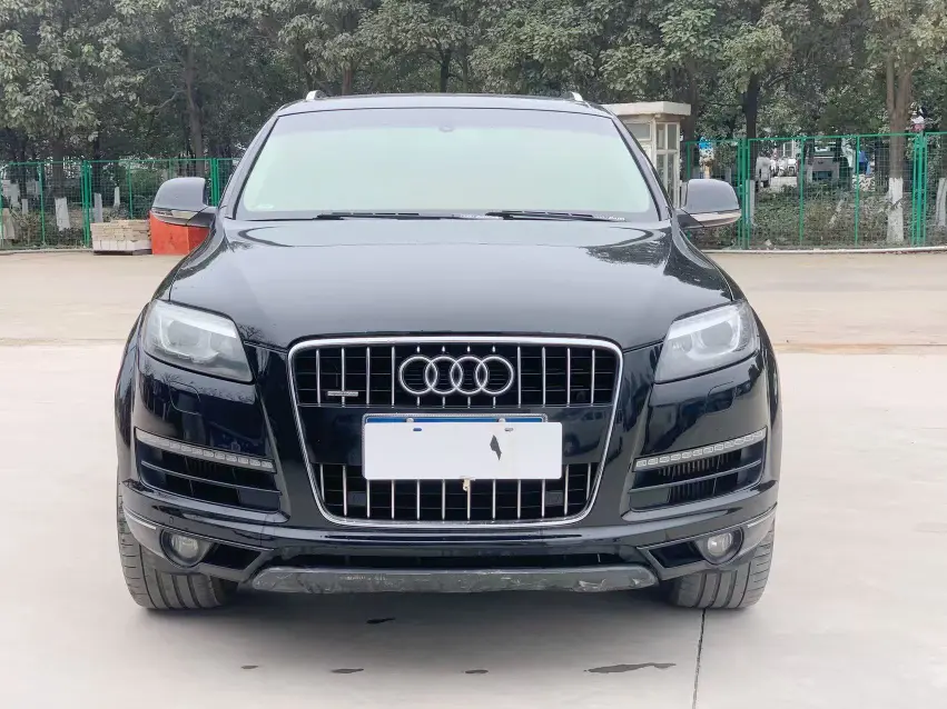 Audi Q7  из Китая