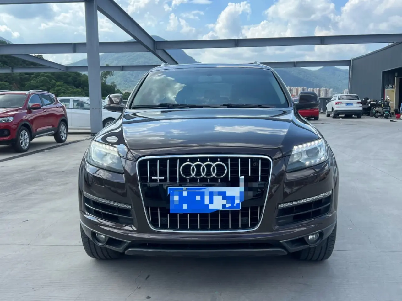 Audi Q7  из Китая