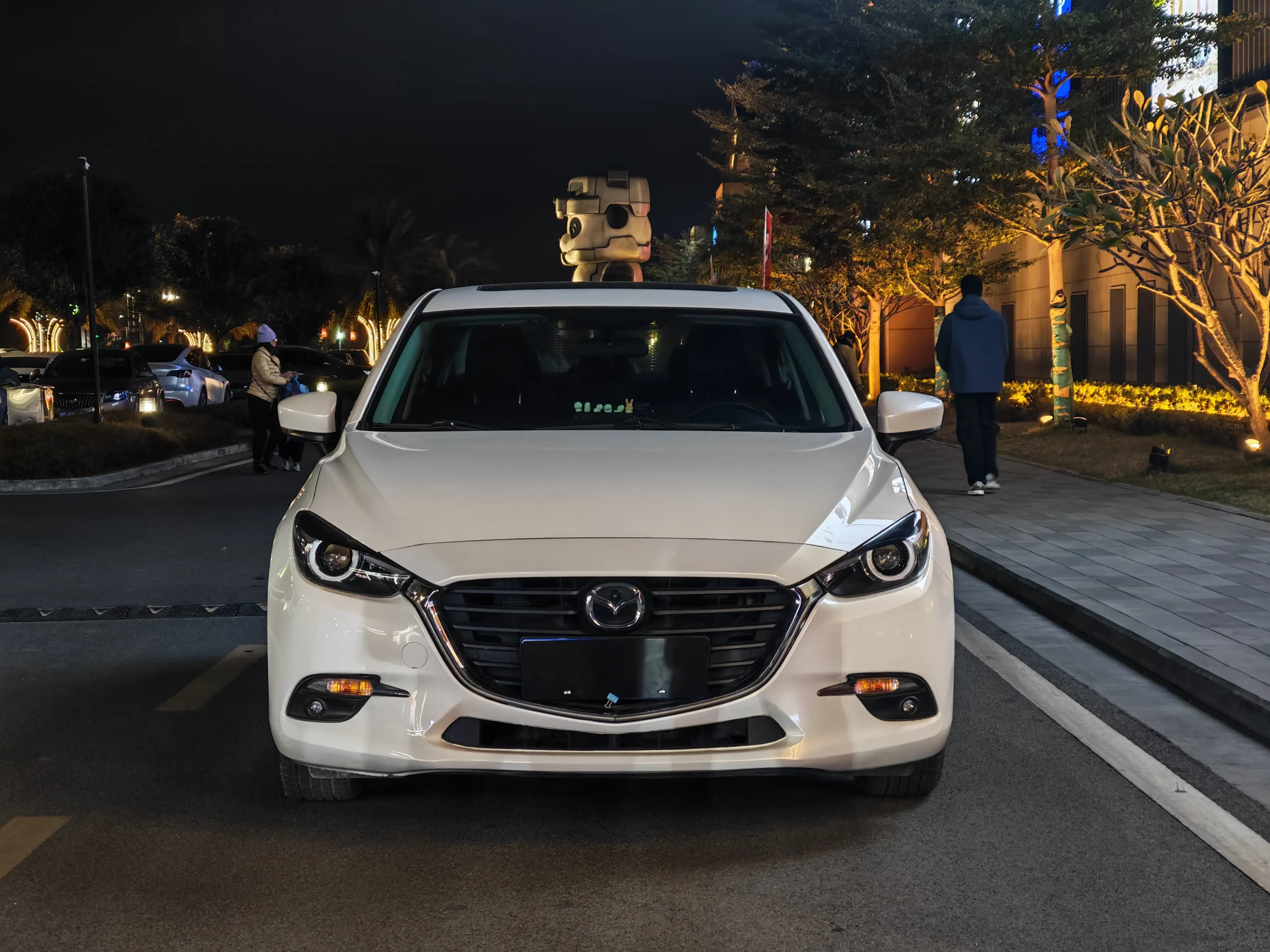 Mazda Axela (Mazda3)  из Китая