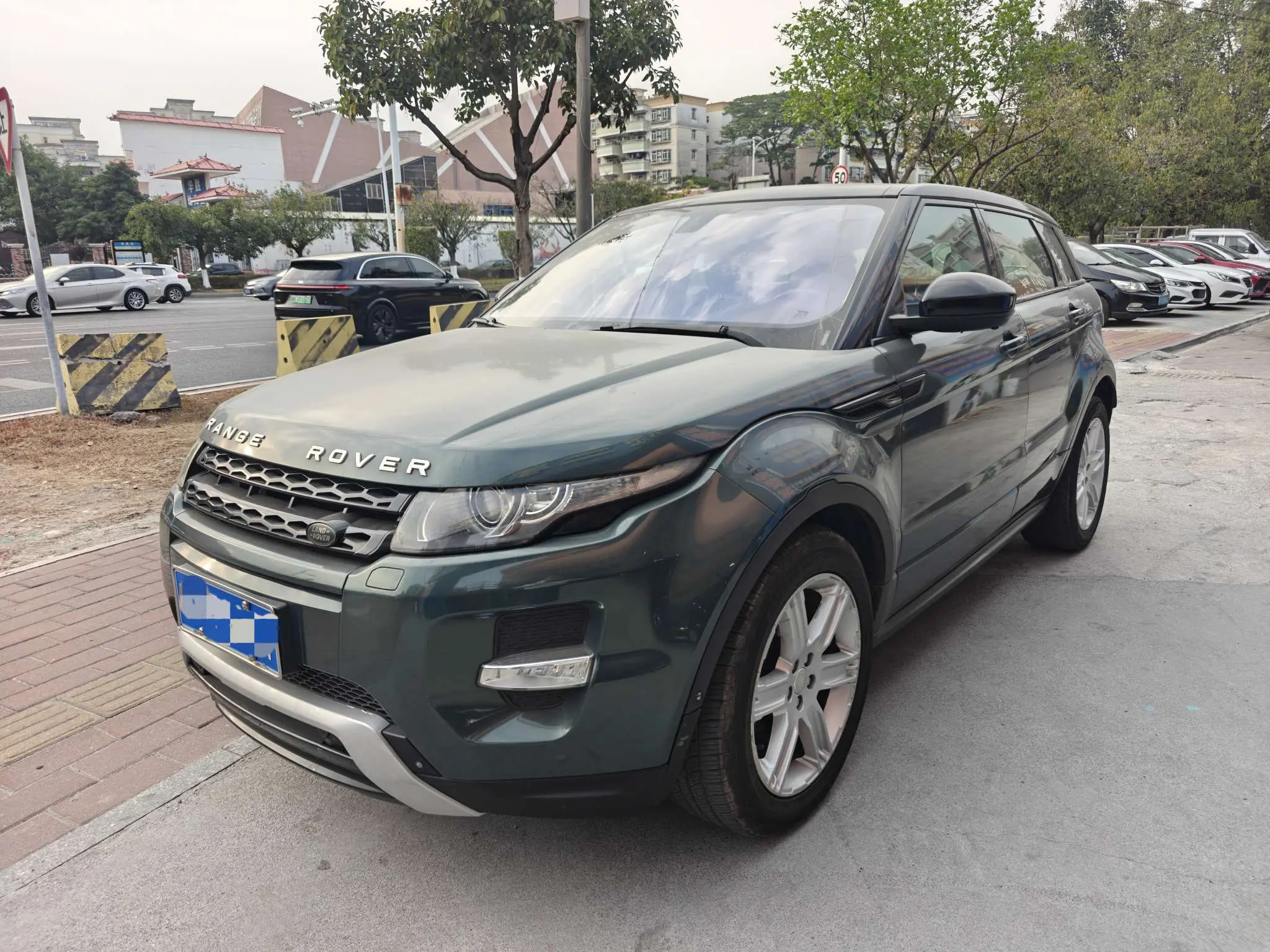 Land Rover Range Rover Evoque  из Китая