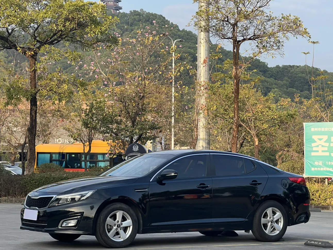 Kia K5  из Китая