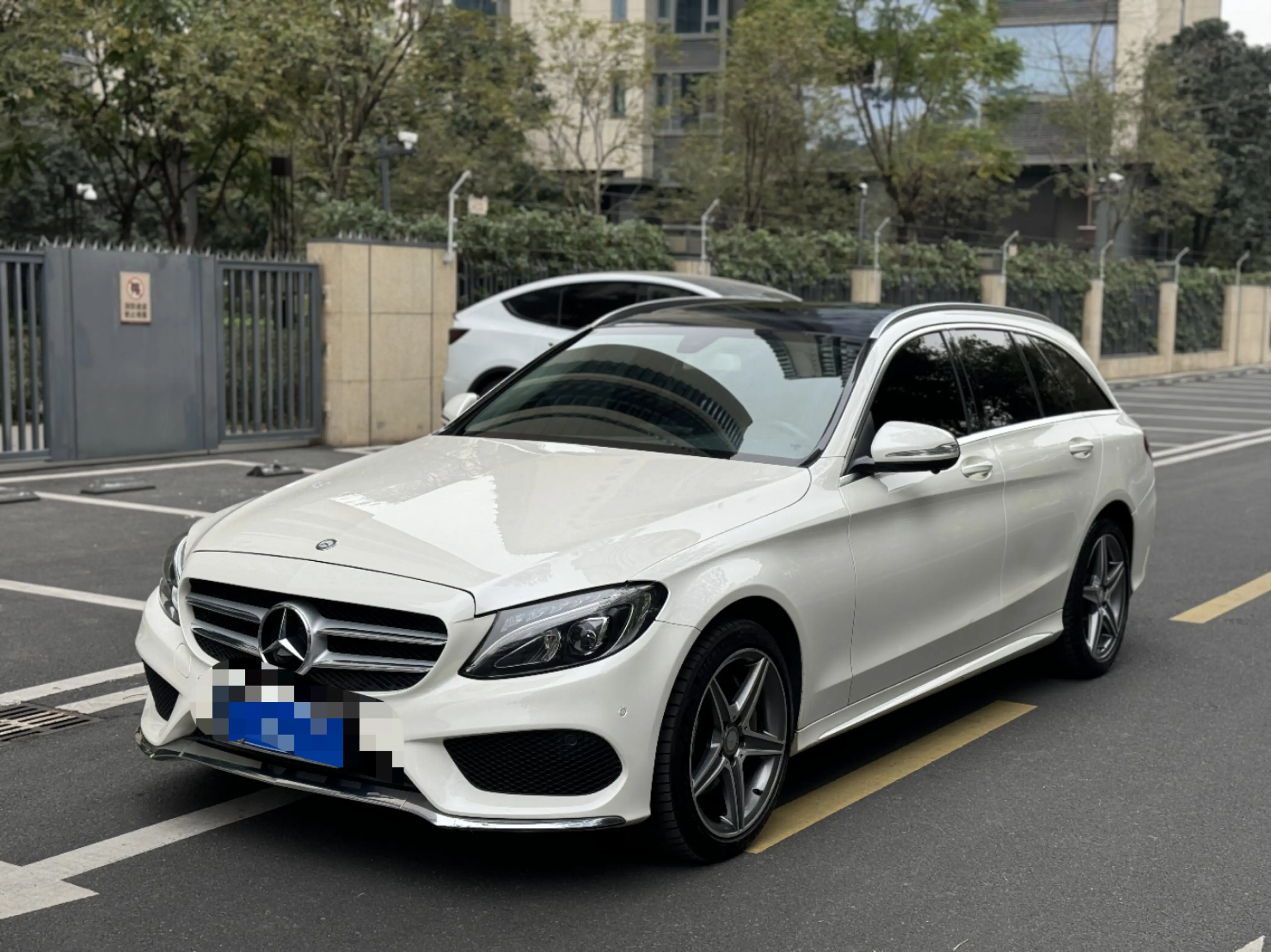 Mercedes-Benz C-Class  из Китая
