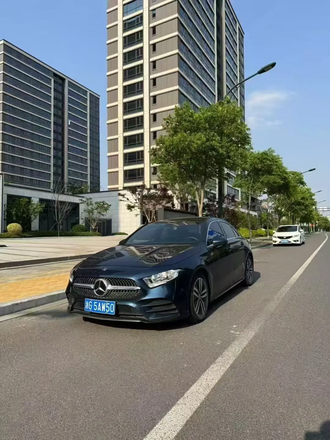 Mercedes-Benz Mercedes Benz A Class  из Китая