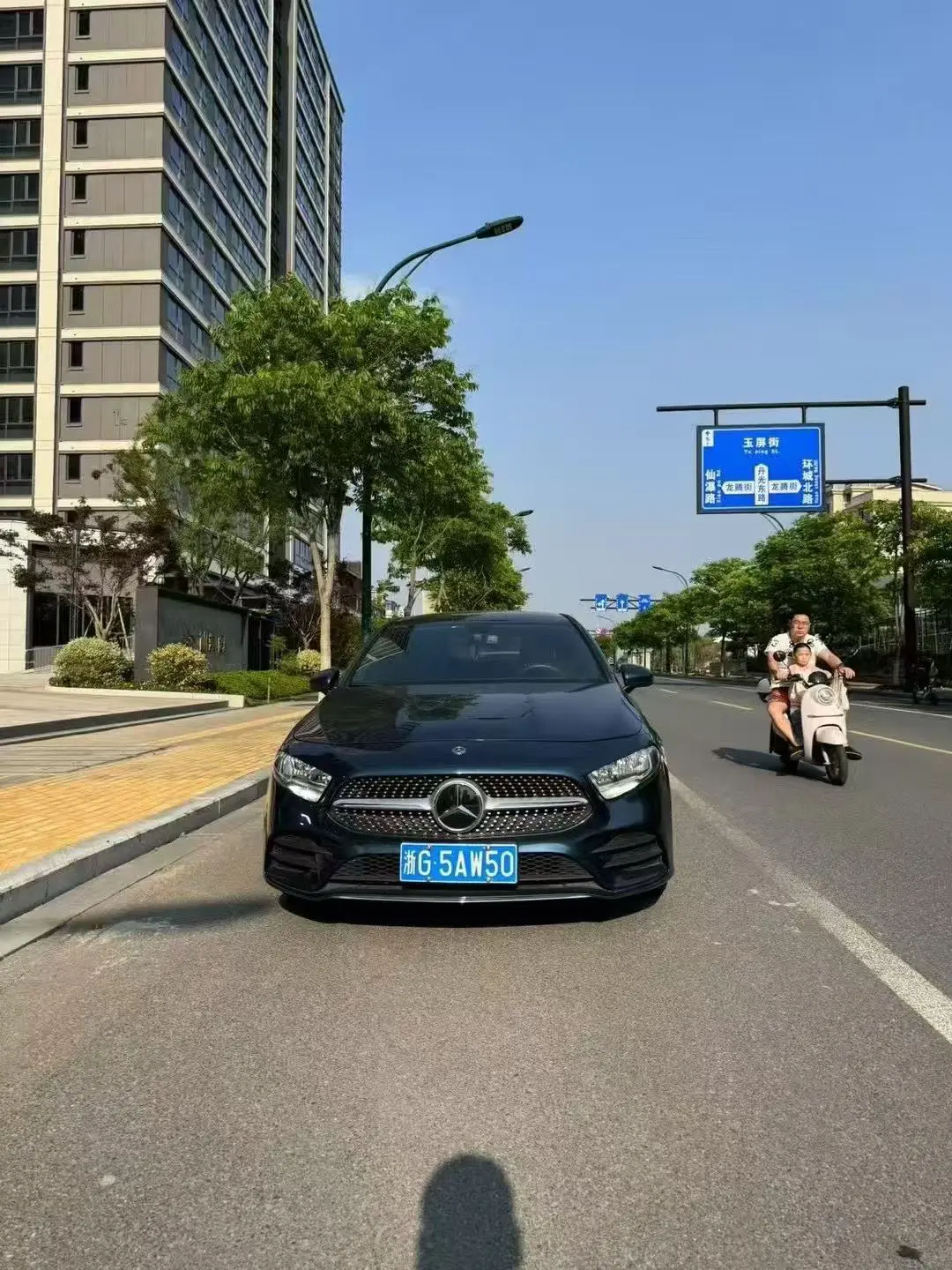 Mercedes-Benz Mercedes Benz A Class  из Китая