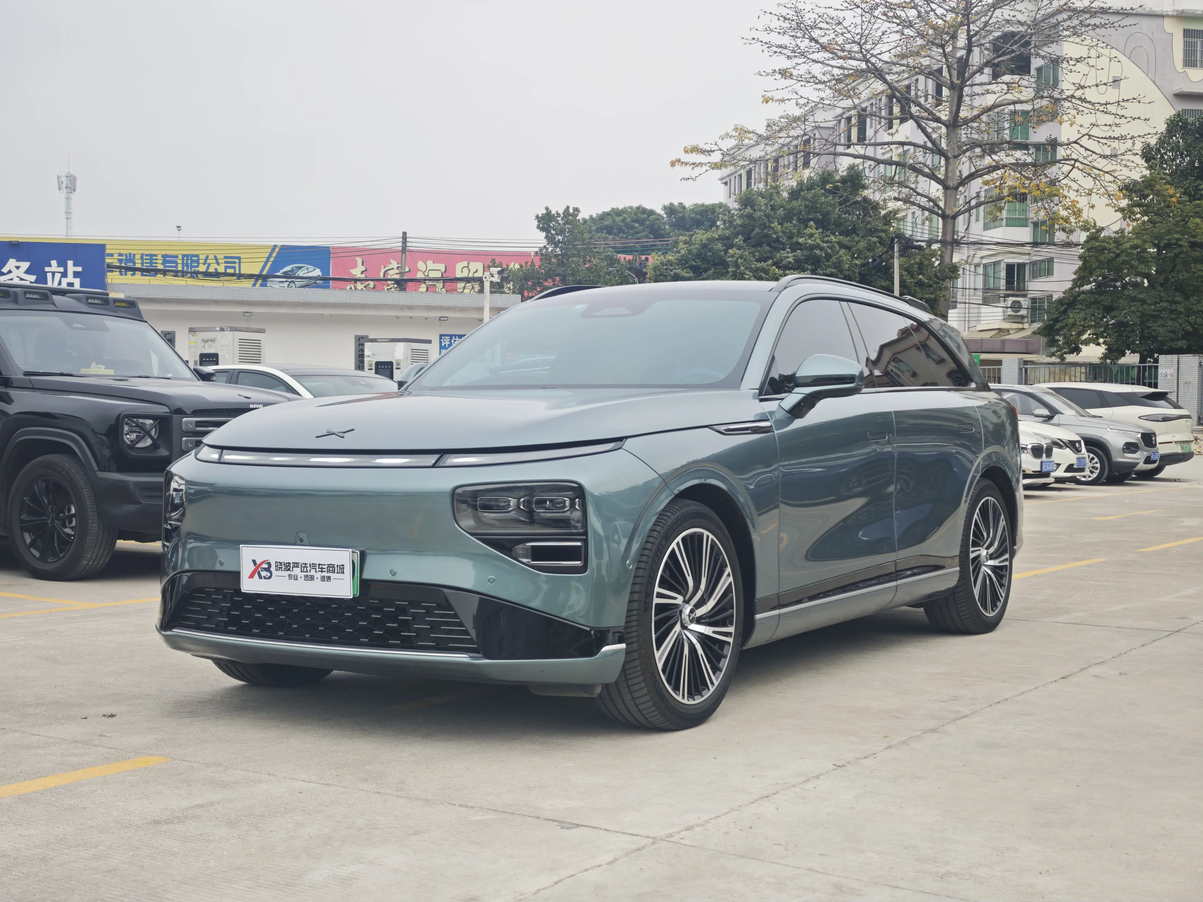 Xpeng G9  из Китая