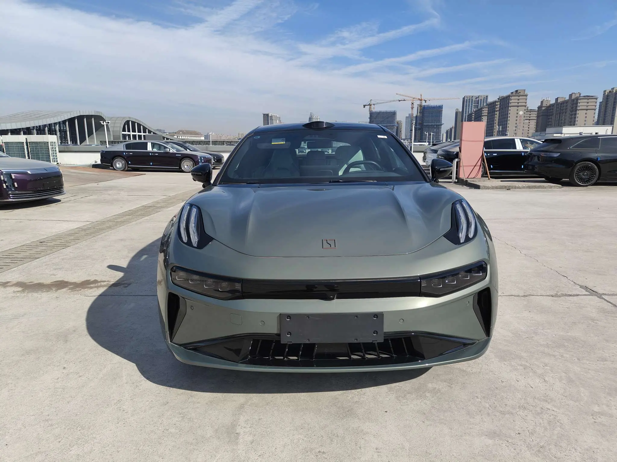 ZEEKR 001  из Китая