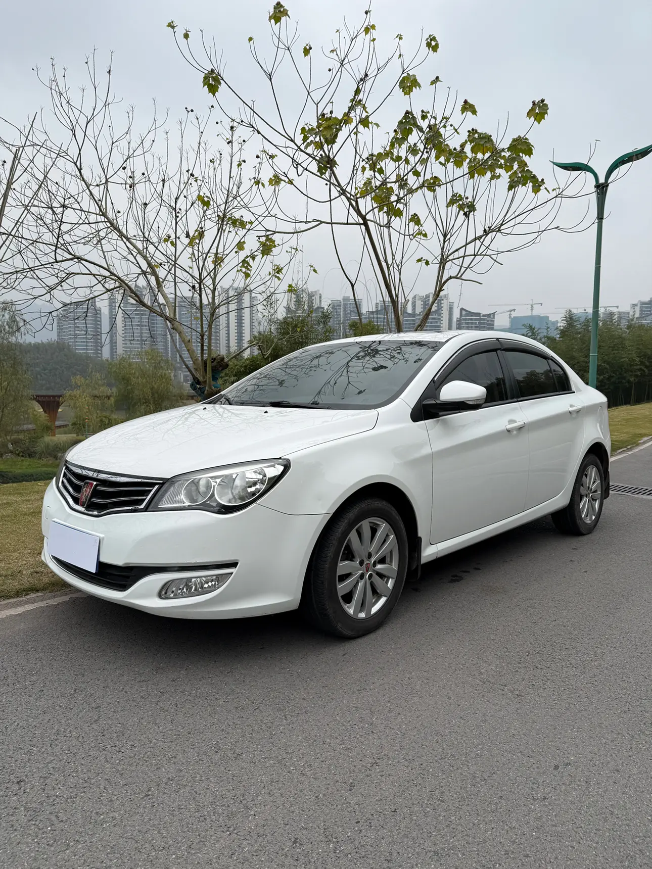 Roewe 350  из Китая