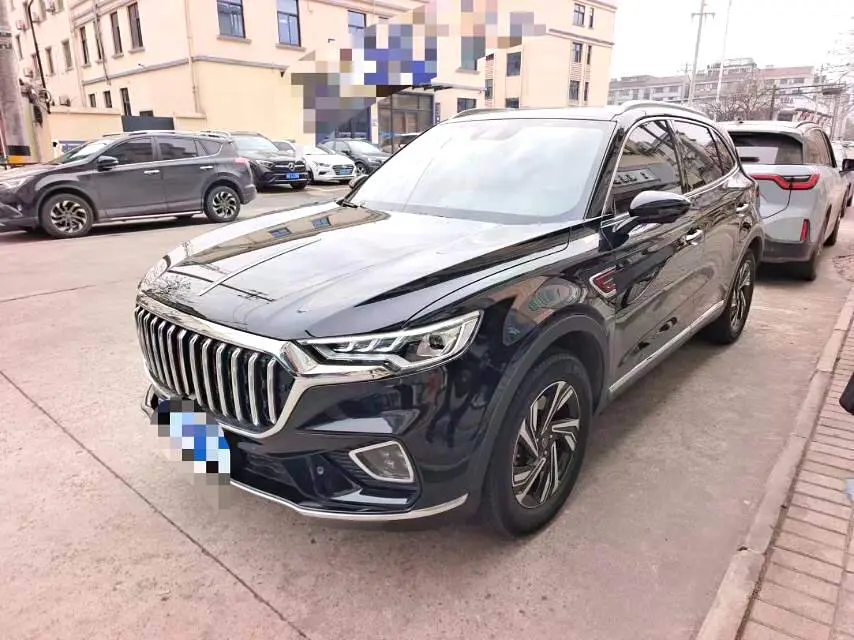 Hongqi HS5  из Китая