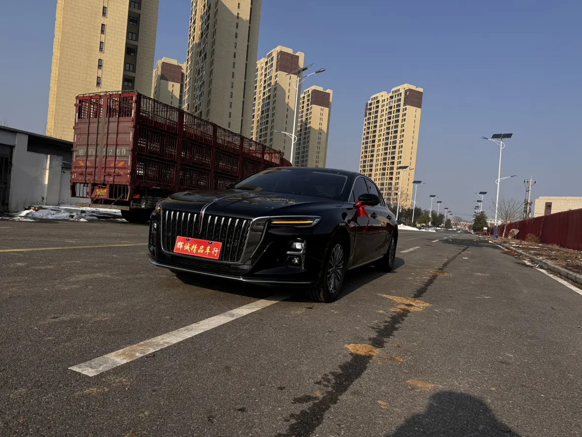 Hongqi H5  из Китая