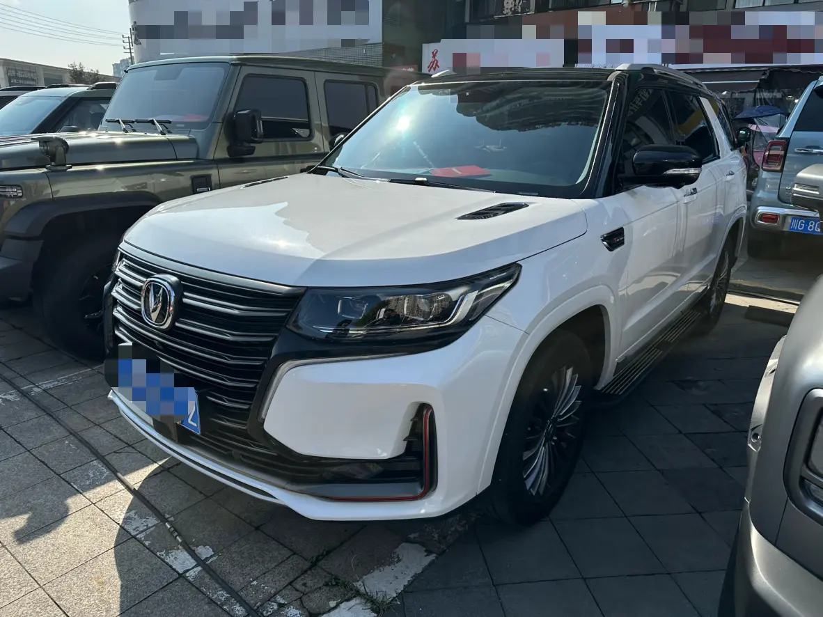 Changan CS95  из Китая