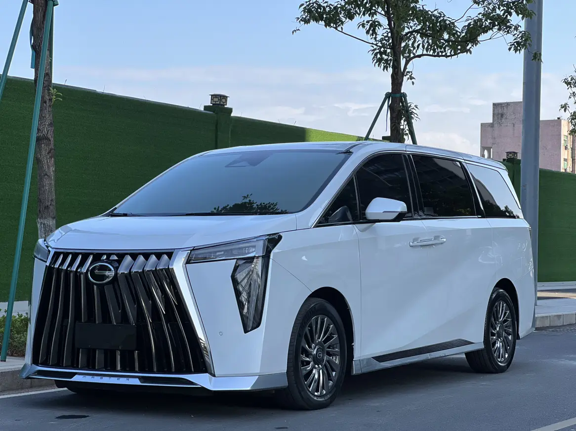 GAC Trumpchi M8  из Китая