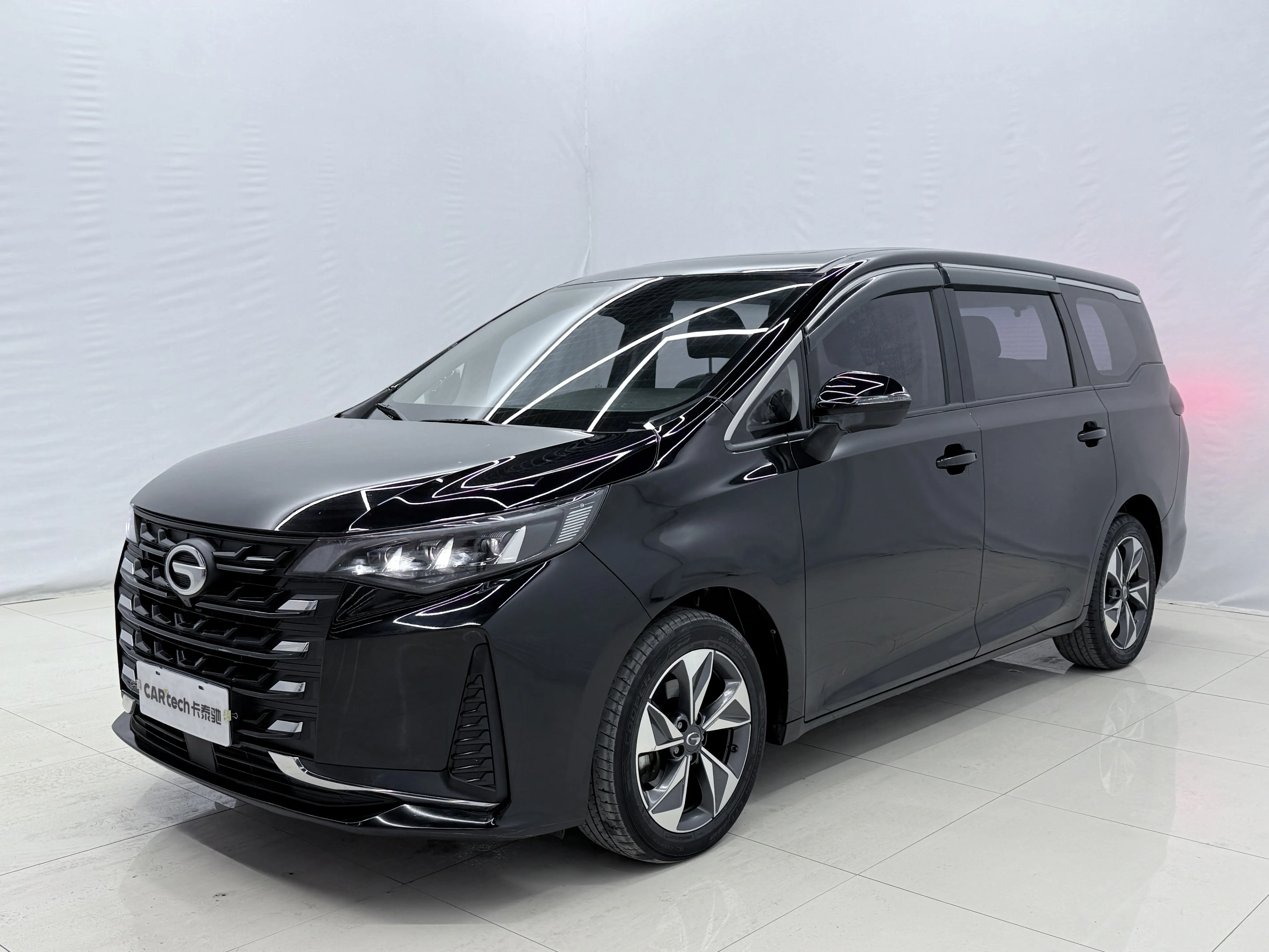 GAC Trumpchi M6  из Китая