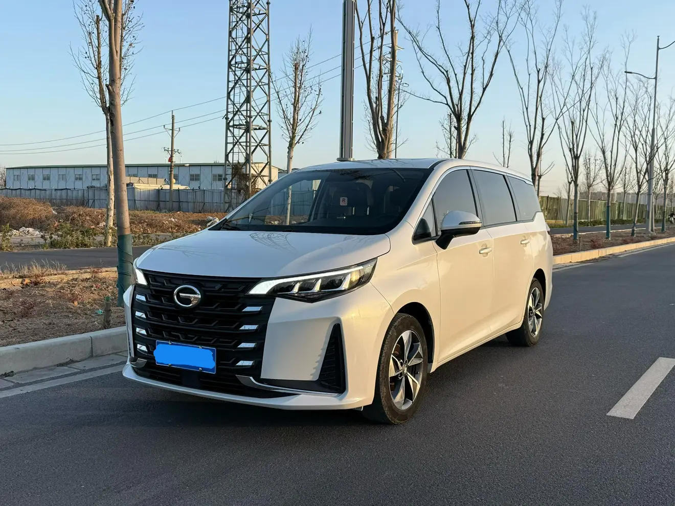 GAC Trumpchi M6  из Китая