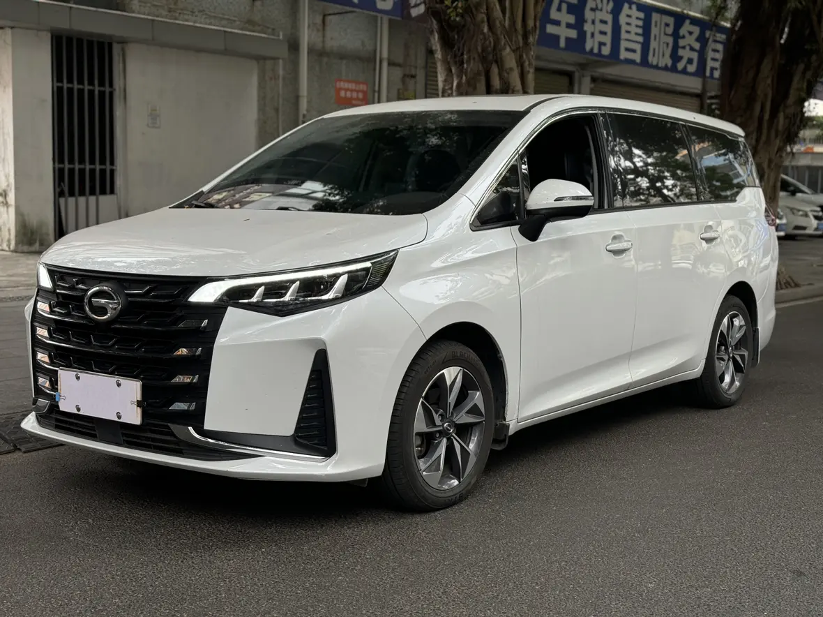 GAC Trumpchi M6  из Китая