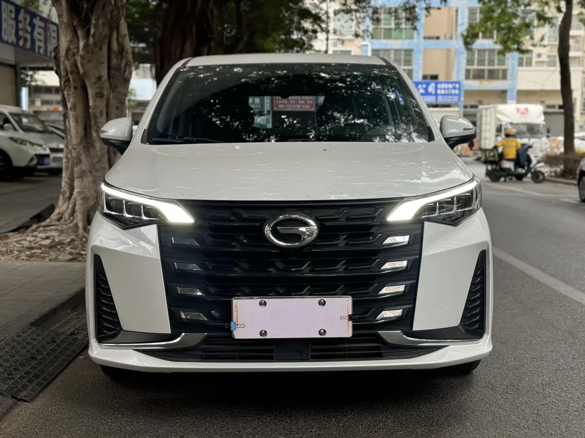 GAC Trumpchi M6  из Китая