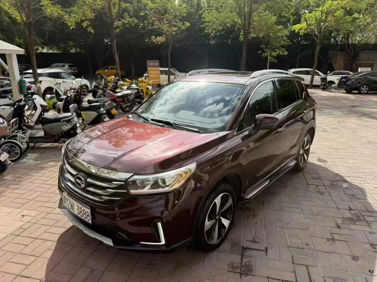 GAC Trumpchi GS4  из Китая