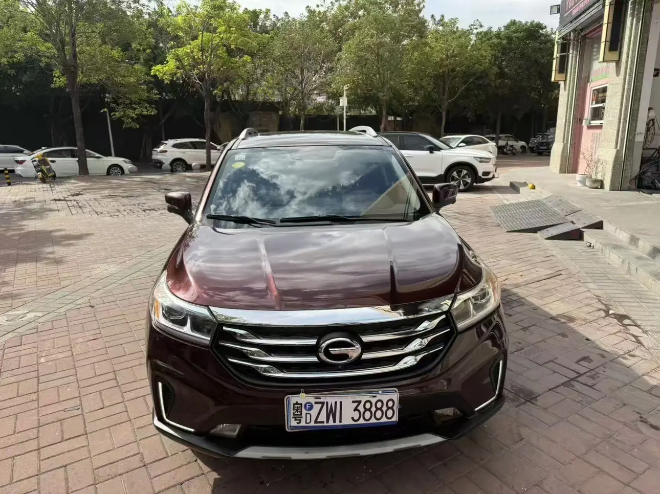 GAC Trumpchi GS4  из Китая