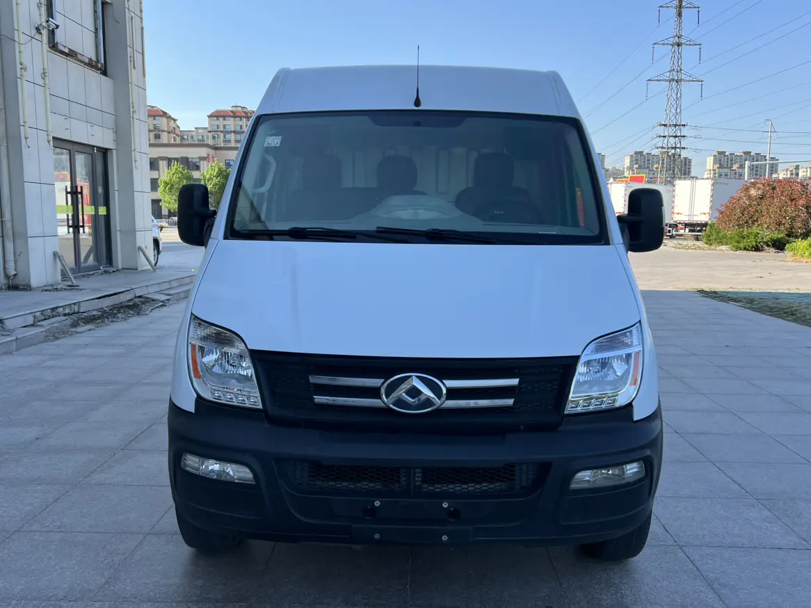 Datong Xintu V80  из Китая