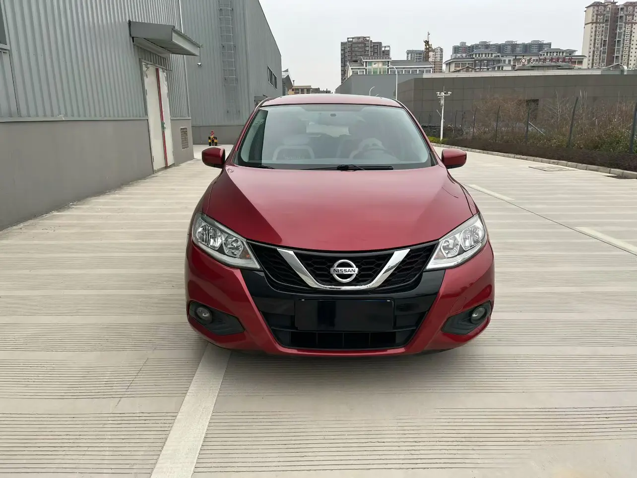 Nissan Tiida  из Китая